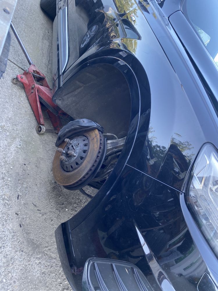 Fuzetă, basculă , planetară, pernă, etrier ,dreapta față  Audi Q7 4M