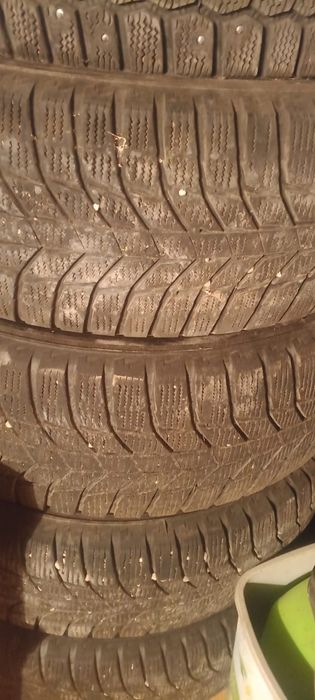 Продам б/у шины TRIANGLE