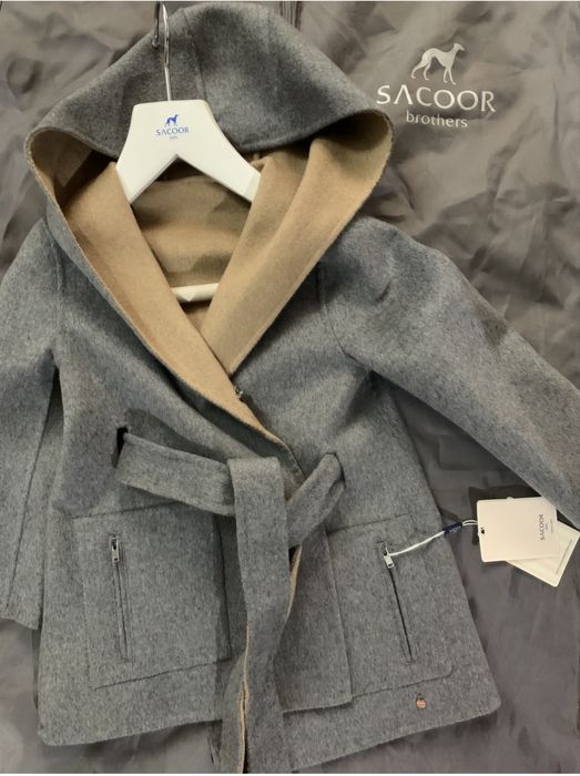 Пальто на девочку от 3-6 лет фиртма  Saqoor