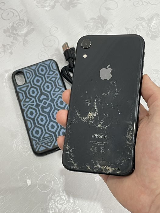 Iphone Xr 64гб/76% с минусами