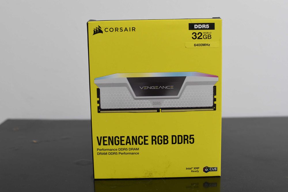 Vand Memorie Ram Corsair Vengeance Rgb Ddr5 Ram 32Gb 6400Mhz Sigilat