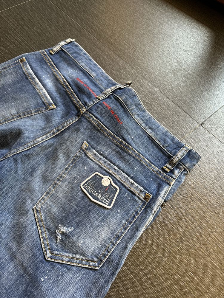 КАТО НОВИ 100% оригинални Dsquared2 дънки 46 размер