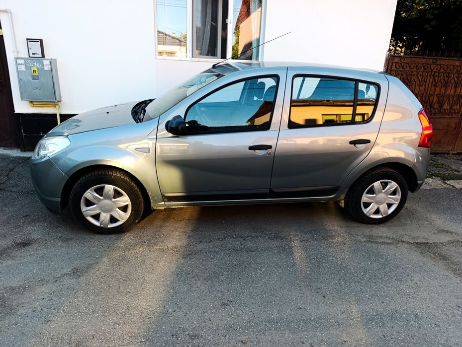 Dacia Sandero 1.2 16V Ac Cash sau Rate