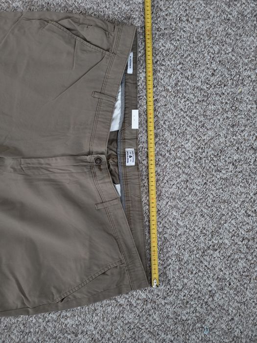 Pantaloni slim/marco