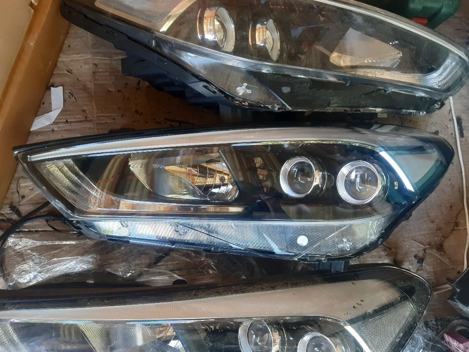 Ляв фар hyundai tucson