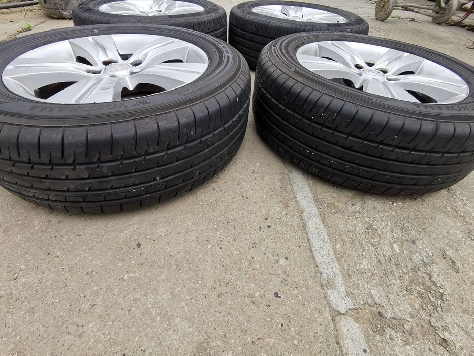 Roti  kia sportage  225 /60 R17