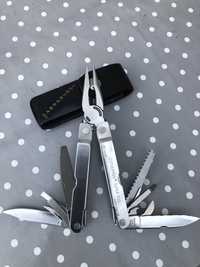 Vand Leatherman Supertool