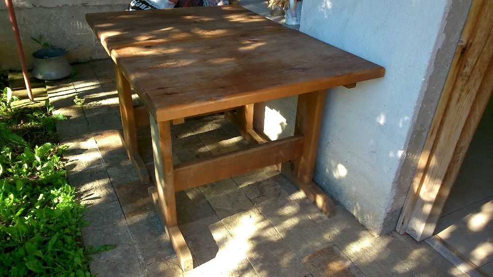 Дървени маси дърво масив градина пейки