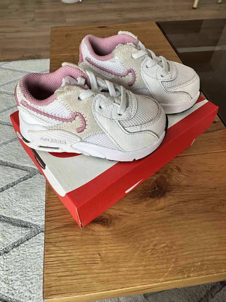 Детски маратонки Nike AirMax