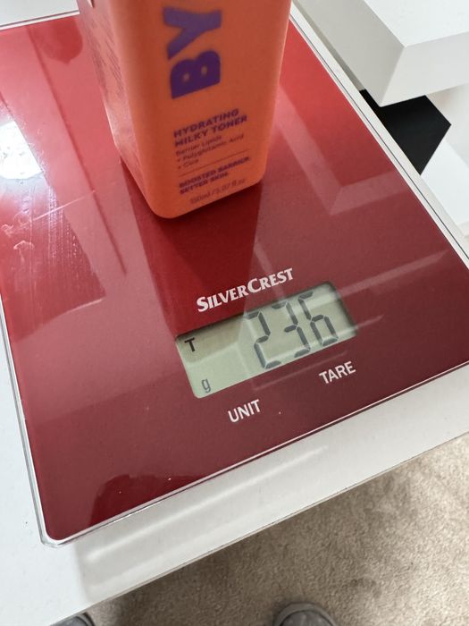 Млечен тонер за лице Byoma + подарък