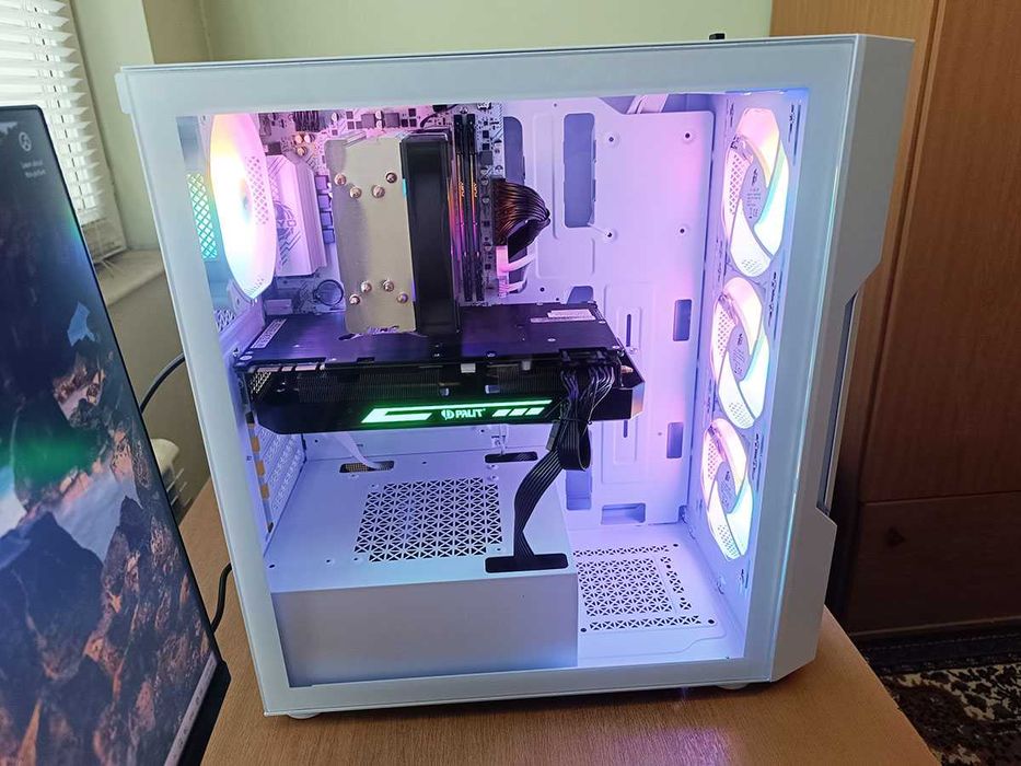 Геймърски компютър, Ryzen 4650G, Gtx 1070Ti, 32gb Ram, 960Gb SSD, 700W