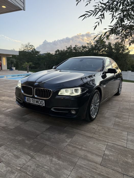 Bmw seria 5 525d x drive luxury edition