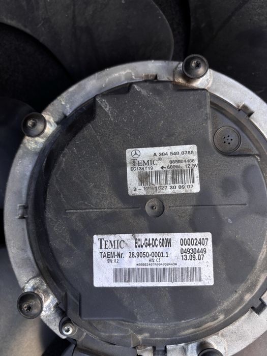 Оригинална перка за Mercedes c320 w204