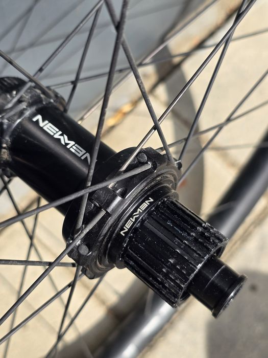 Vând roți pe 29" Newmen