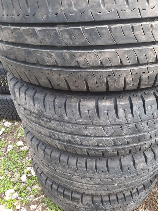 Бусови гуми 195/70/15С.