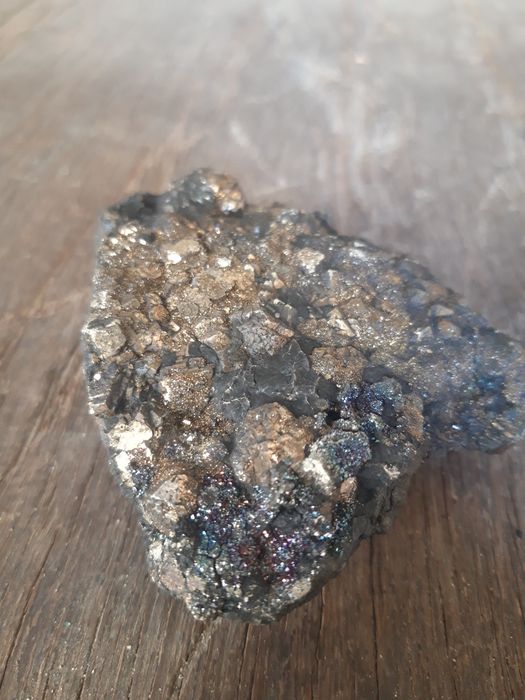 Qanaqadir Kristall tosh