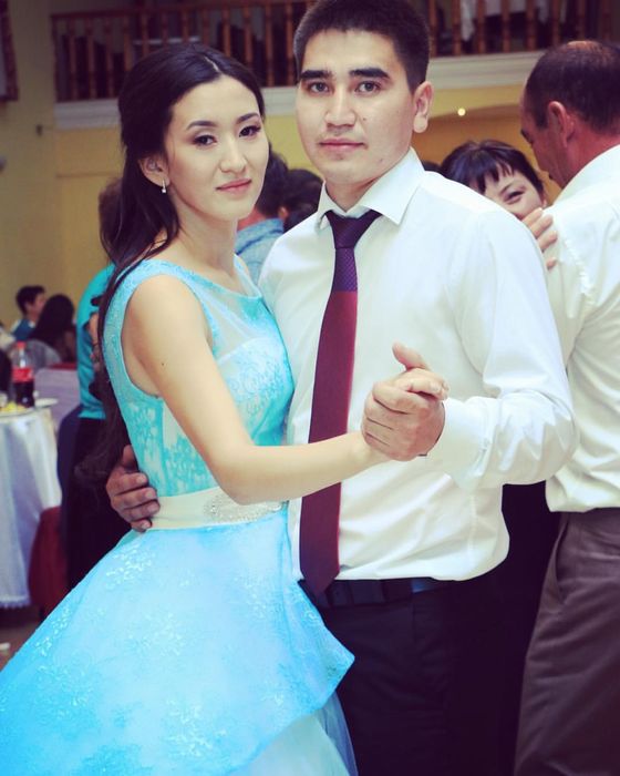 Платье на узату