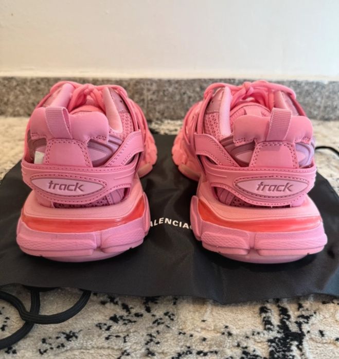 Balenciaga track