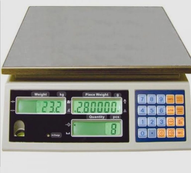 Cântar electric  folosit 3 luni