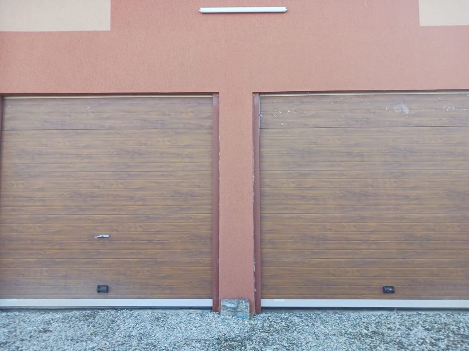 Inchiriez garaje/spatii de depozitare