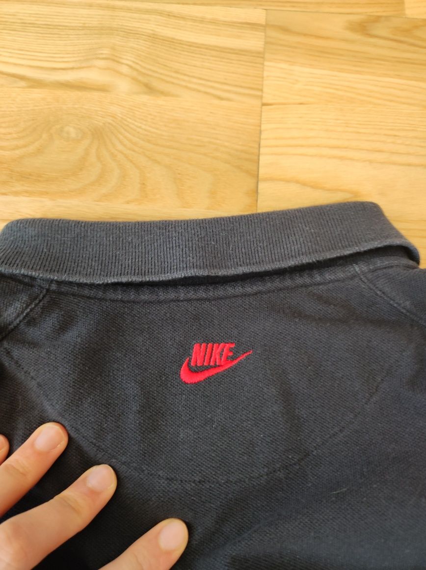Tricou polo vintage Nike mărimea XL