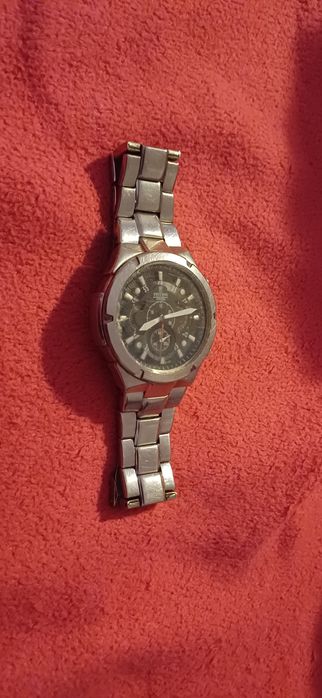 Ceas de vânzare la buna calitate