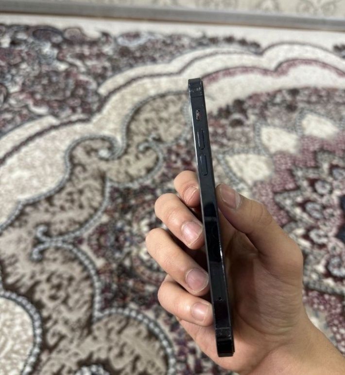 Iphone 12 pro max sotilvoti