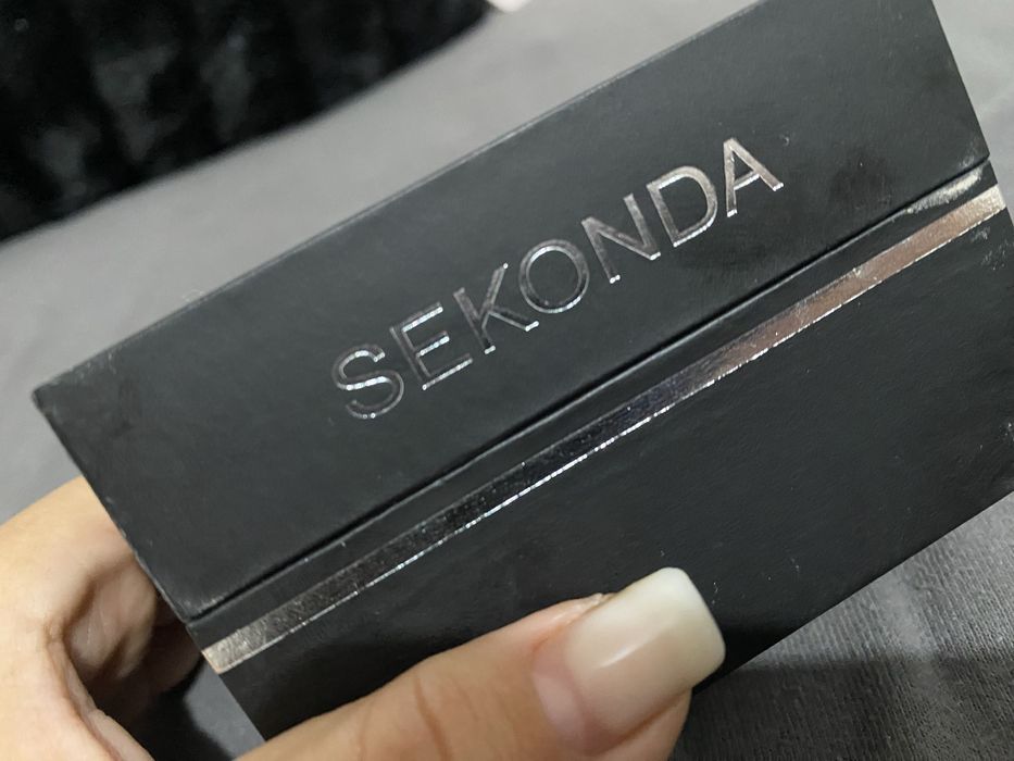 Ceas sekonda nou