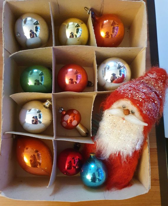 Globuri vechi de sticla pt. brad si Mos Craciun