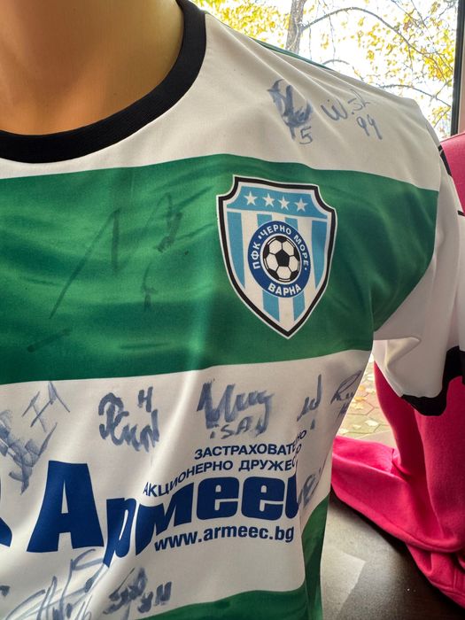 Тениска на Черно море с автографи