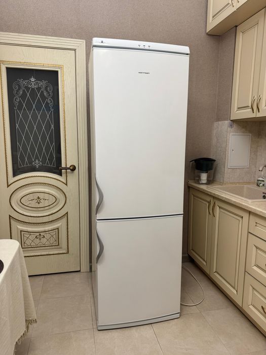 Холодильник Vestfrost