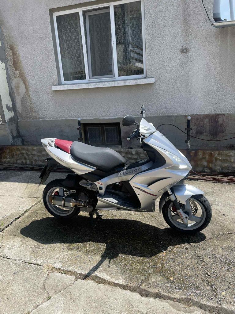 Пешо  Jet Force 125