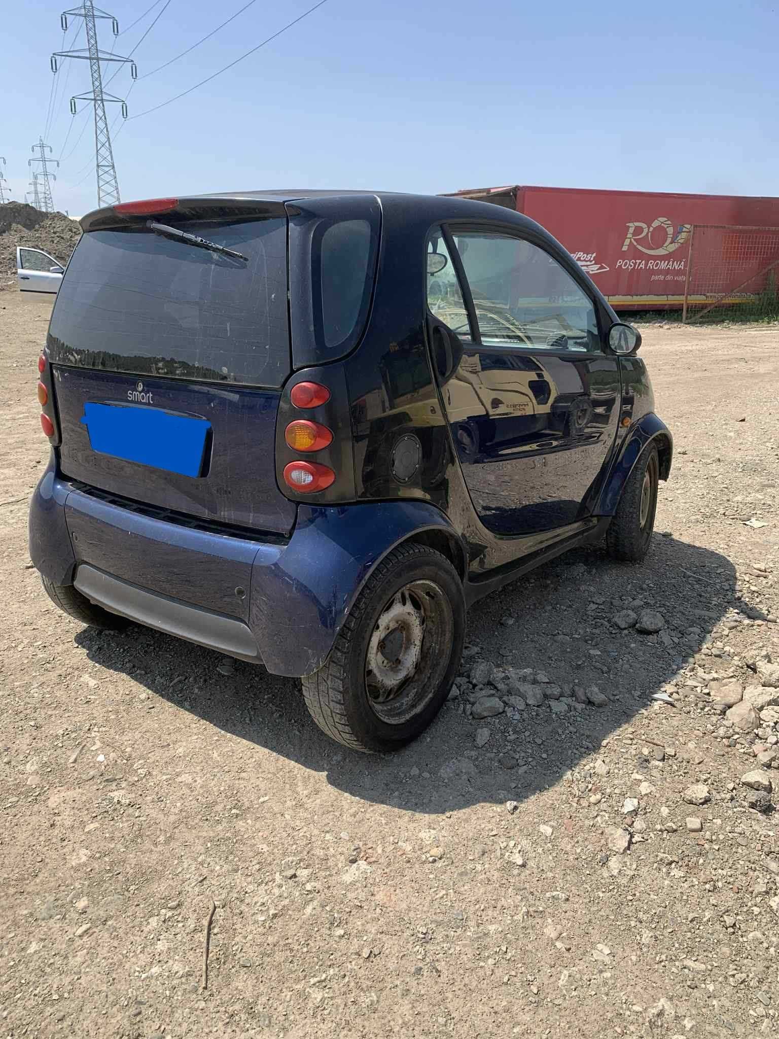 Smart fortwo Pure benzina an 2003