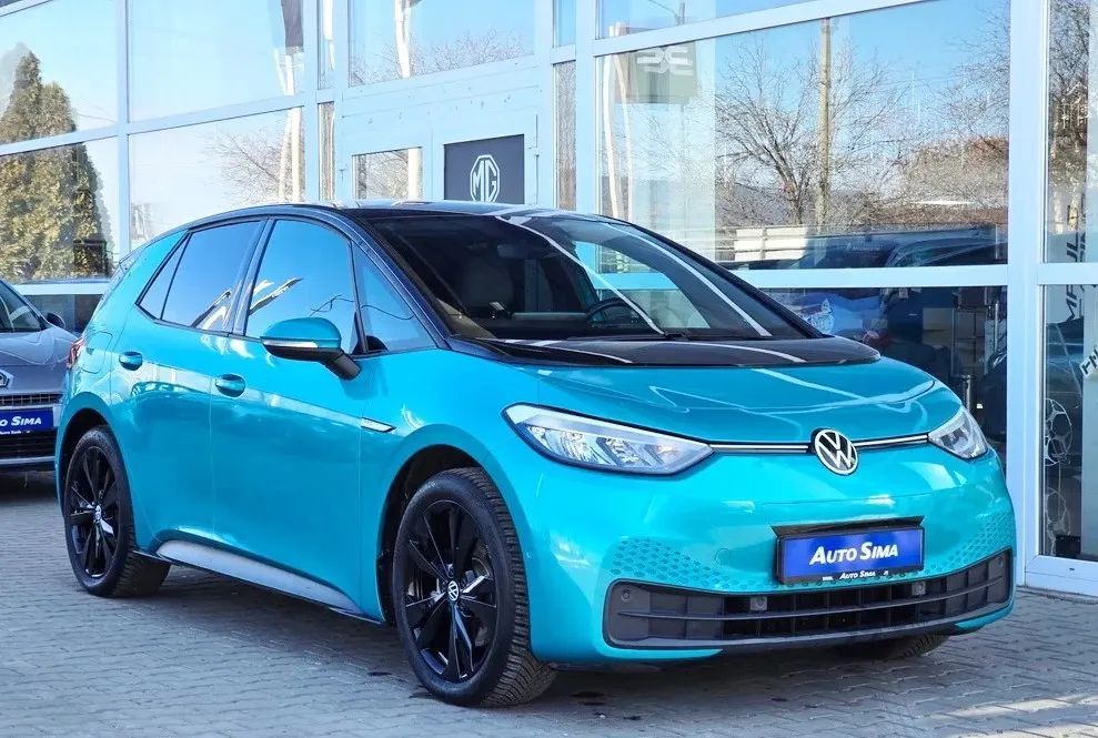 Volkswagen ID.3 Proprietar: Unic – achiziționat nou din reprezentanța PORCHE România