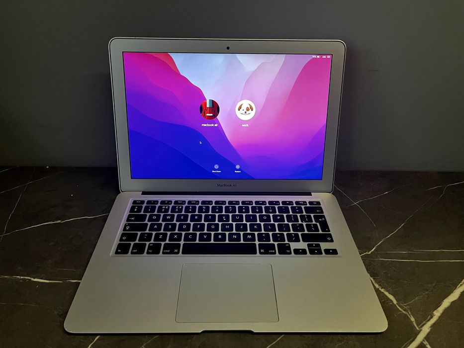 MacBook Air 13 инча