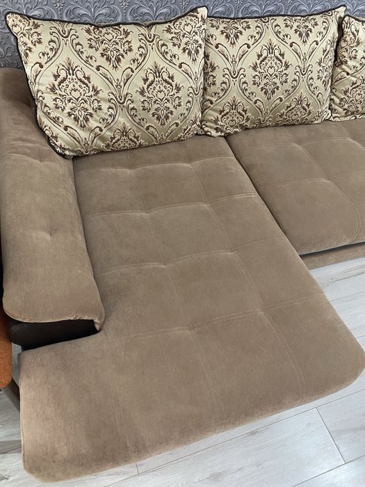 Диван в отличном состоянии