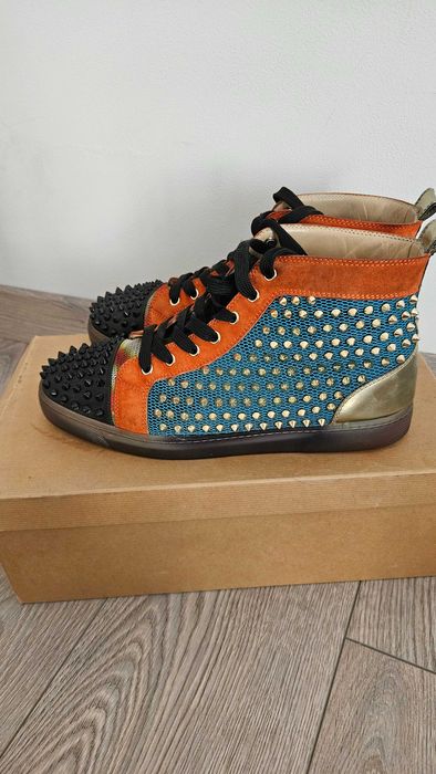 Обувки на Christian Louboutin