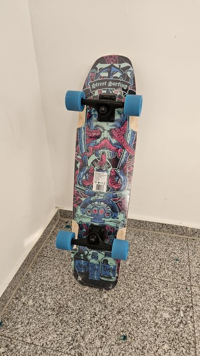 Cască și skateboard copii