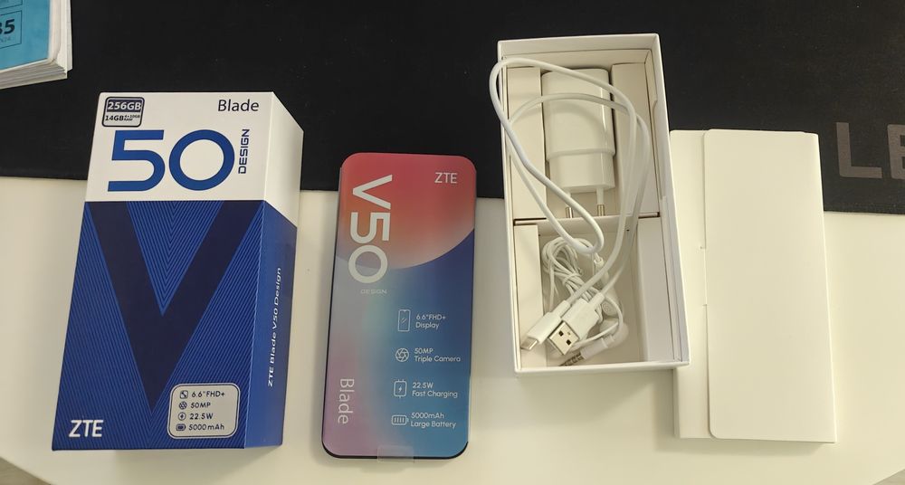 ZTE Blade V50 Design