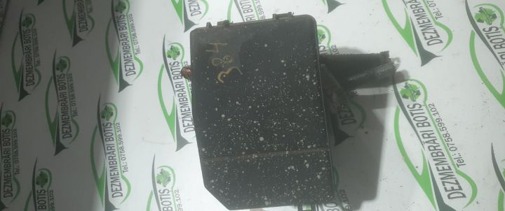 Capac panou sigurante motor Ford Mondeo MK3