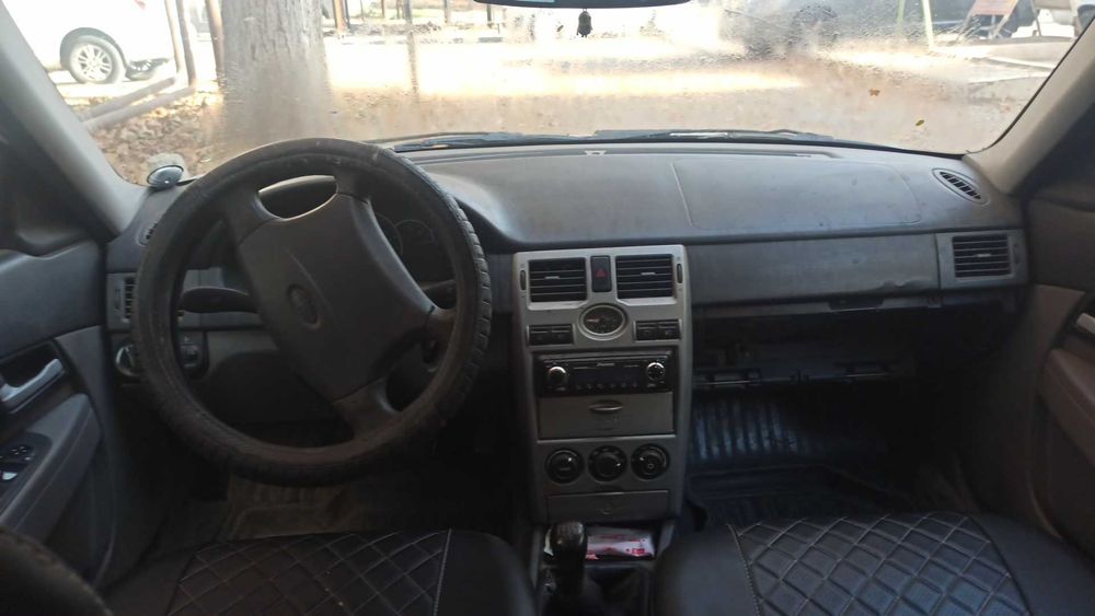 Лада Приора 2010