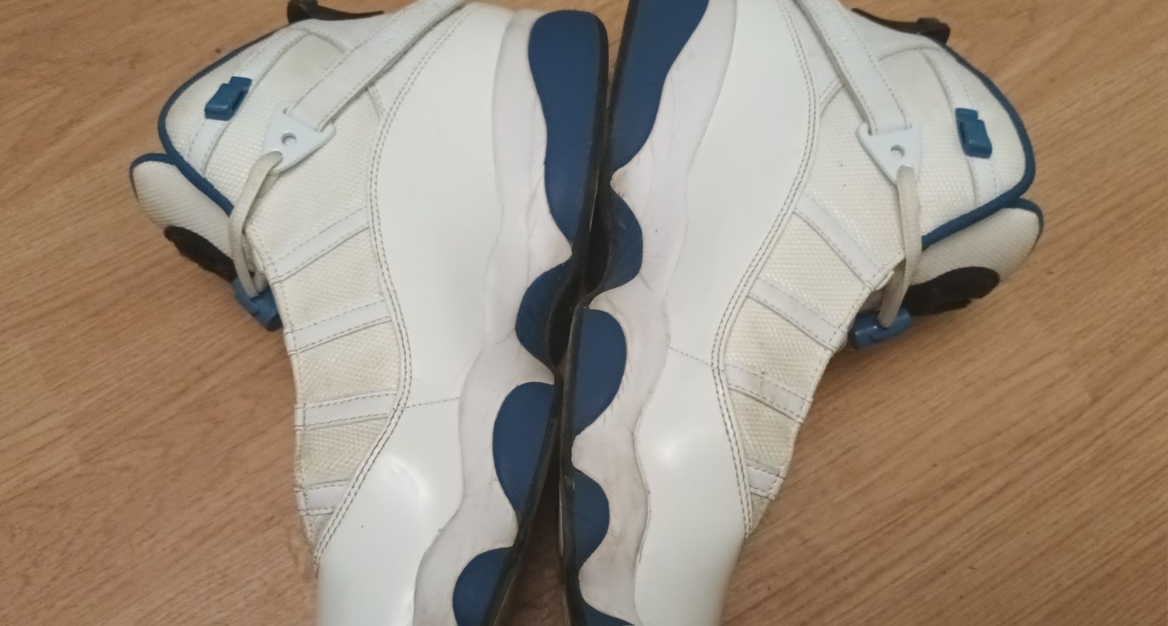 Обувки air jordan 6 rings.