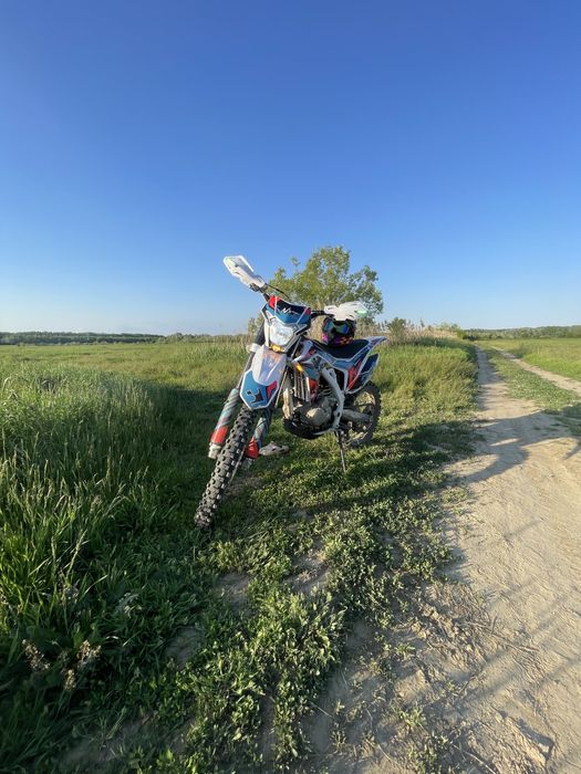 Cross nxd  250 cc 4t