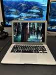 Macbook Air i7/ 8gb RAM/ 256gb
