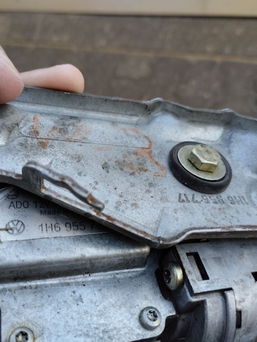 Моторче задна чистачка