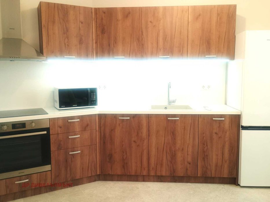 Дава се под наем Тристаен апартамент в София, Сухата река - 95 кв.м за 611.49 € - Снимка #2