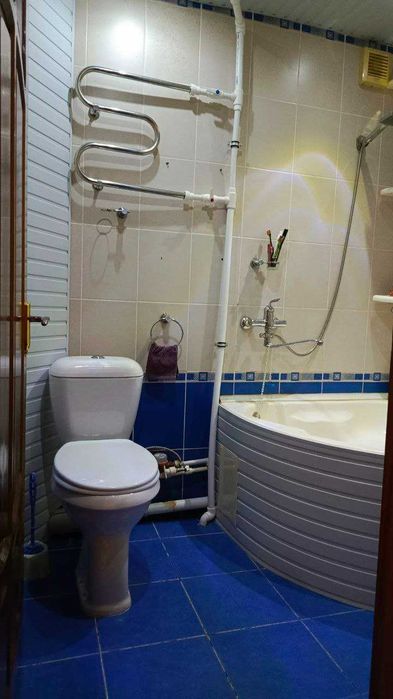 3 хоналик квартира 2 этаж динамо