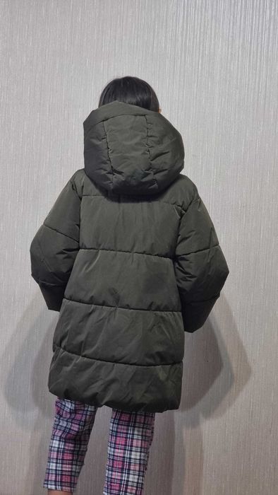 Продам детскую зимнюю куртку