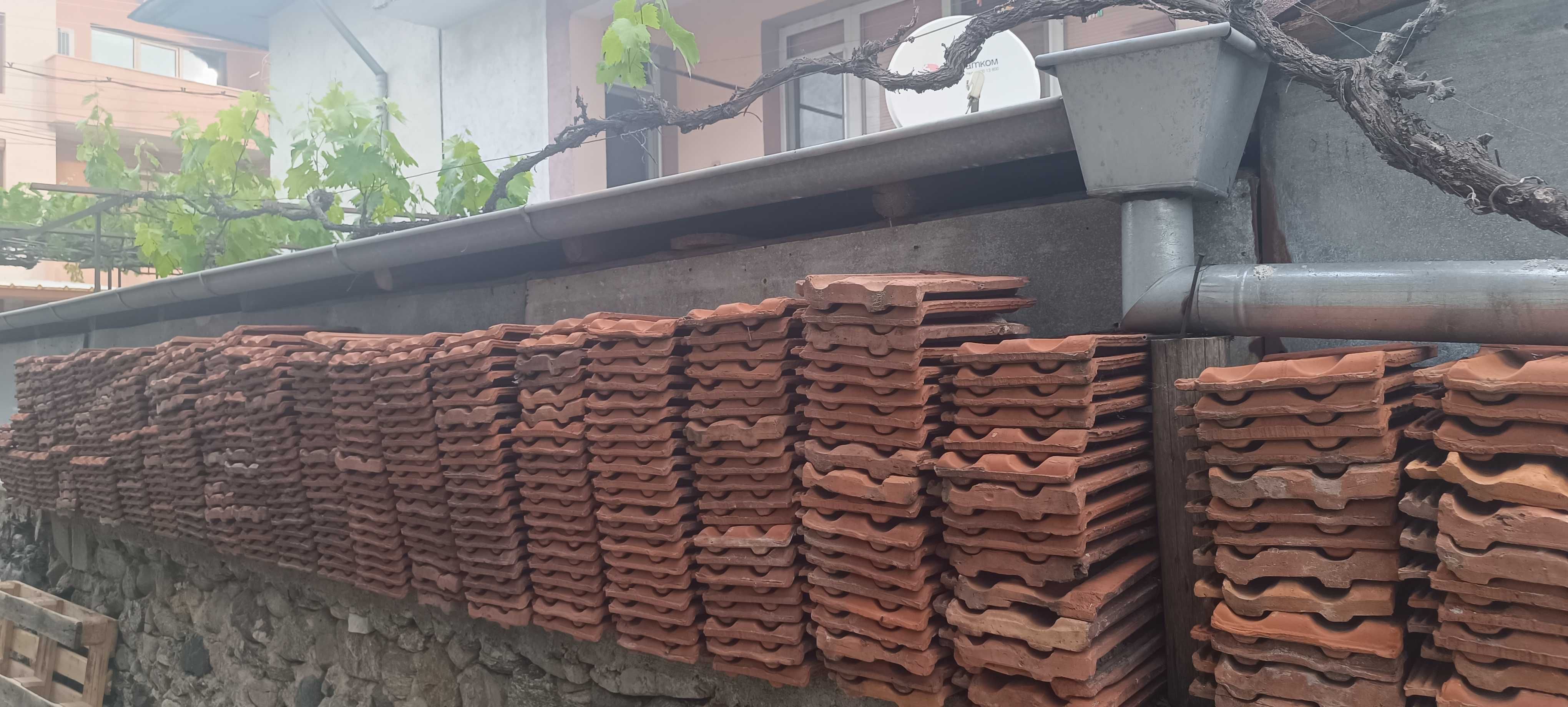 Продавам керемиди "Лесковац"