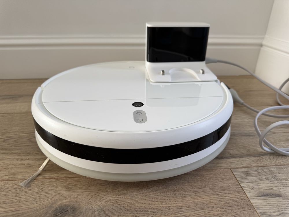 Робот-пылесос Xiaomi Mi Robot Vacuum-Mop 1C белый